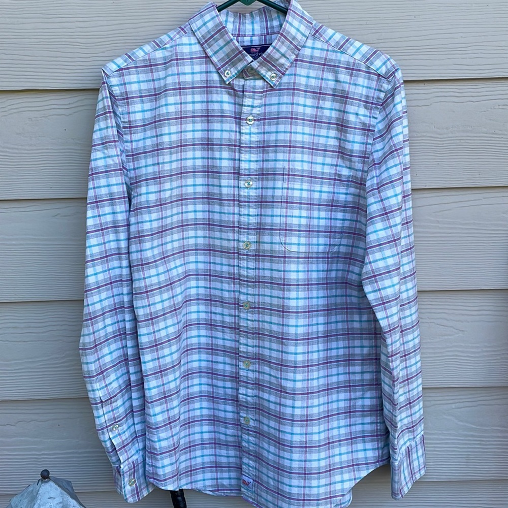 Men’s Small Button Down Vineyard Vines Shirt